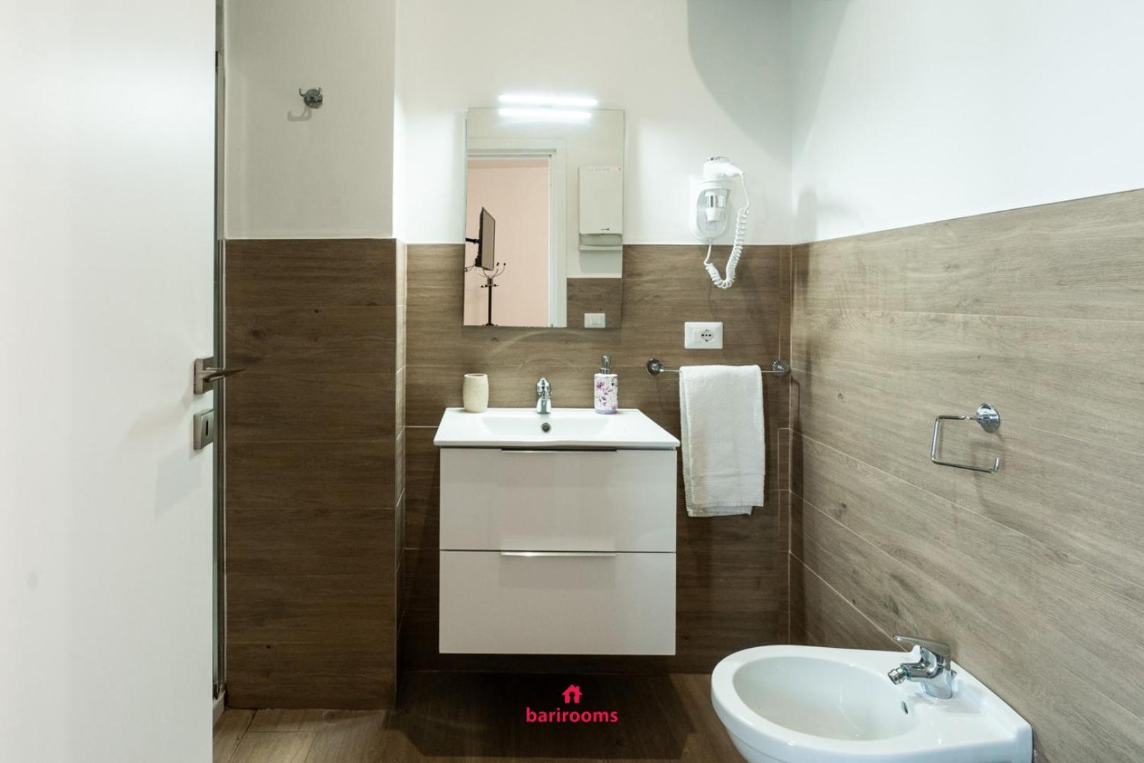 Barirooms - Melo Suites エクステリア 写真